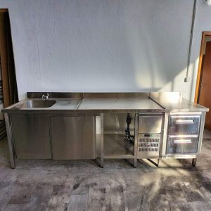 Bancada Frigorífica c/ 2 portas